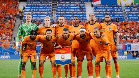 阿德巴约：三球威胁全面存在，无论持球与否均需严防