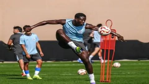 鲁尼赞梅西加盟美职联为“壮举之举”